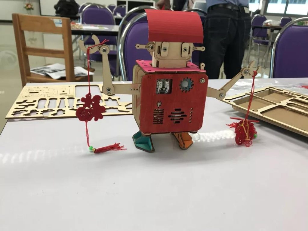  機器人2