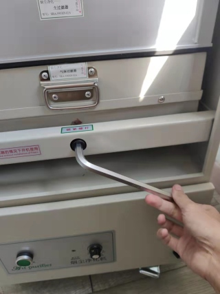 取下濾芯